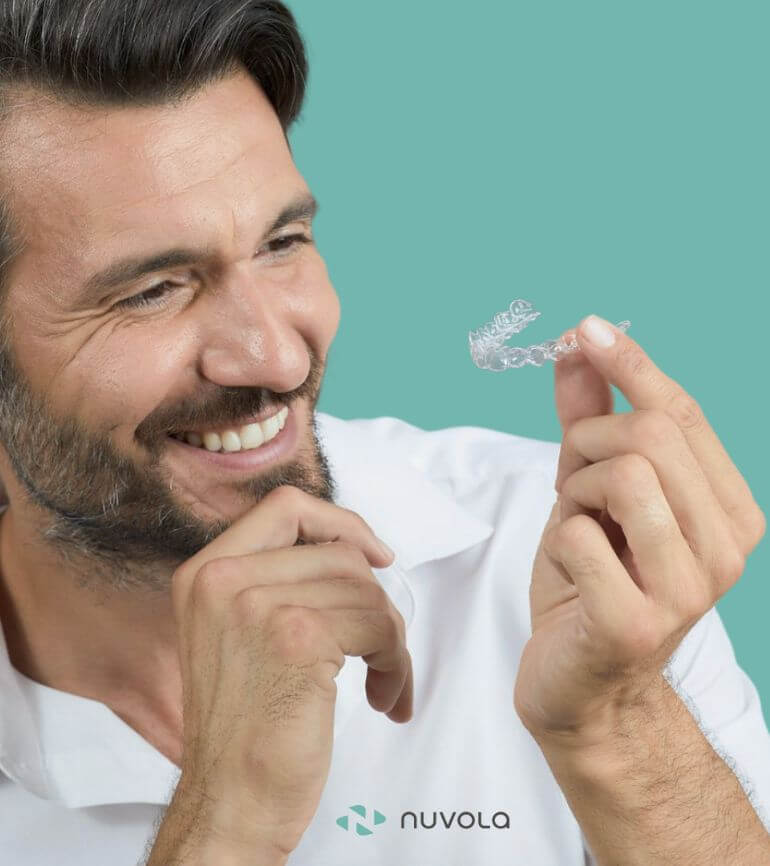 ortodonzia invisibile nuvola