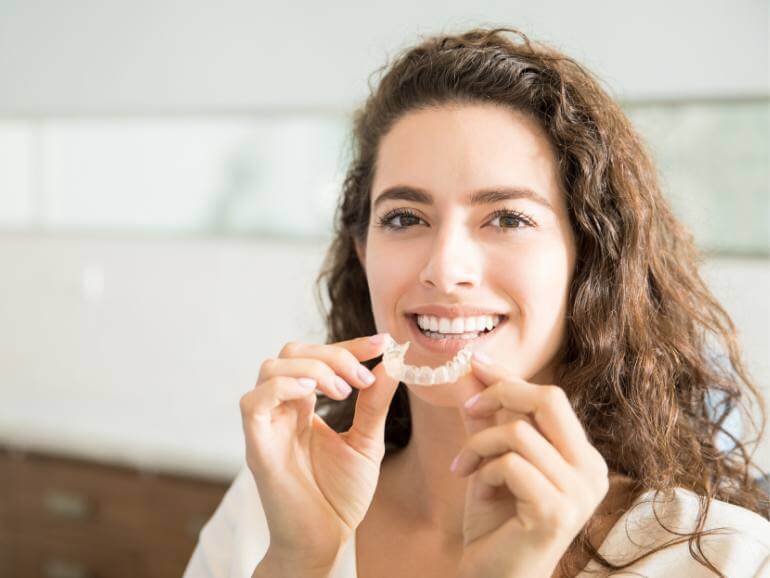 apparecchio denti due carrare